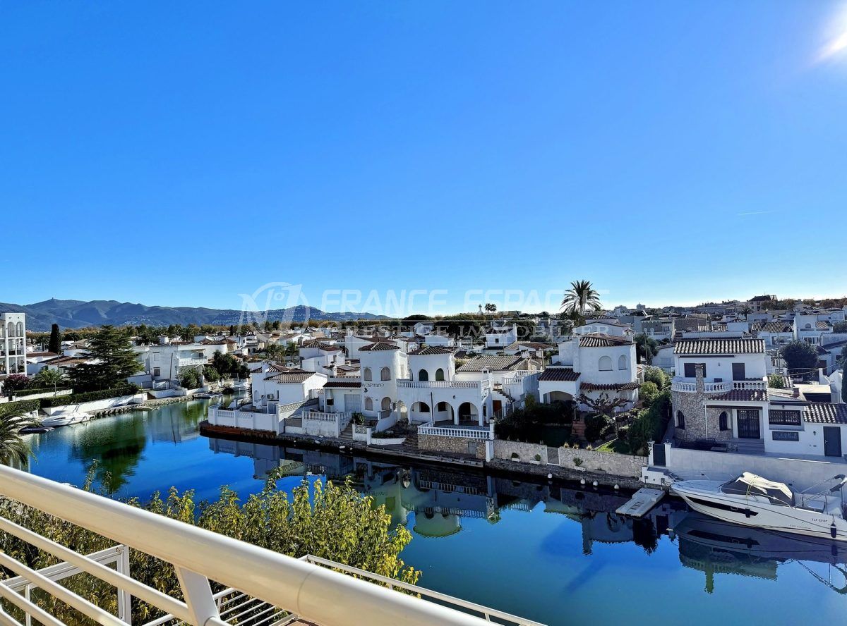 appartement-vue-mer-canal-empuriabrava-vente-1770722823-VA2317_1_original